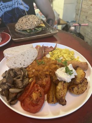 Vegan full English and vegan burger   at El Petit Princep in Barcelona