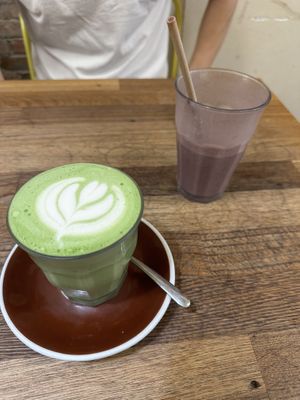  matcha and smoothie  at El Petit Princep in Barcelona