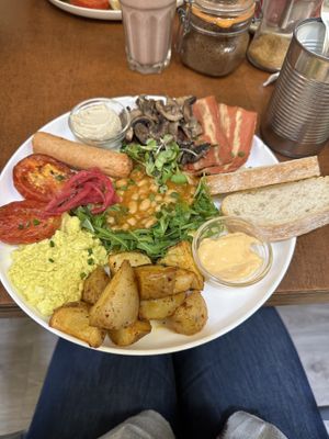 Full English breakfast (all vegan)  at El Petit Princep in Barcelona