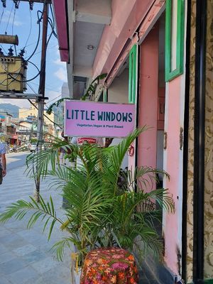 Welcome  at Little Windows in Pokhara