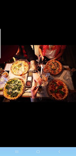 Greeeeaaattttt pizzas! at Pazzi in Stockholm