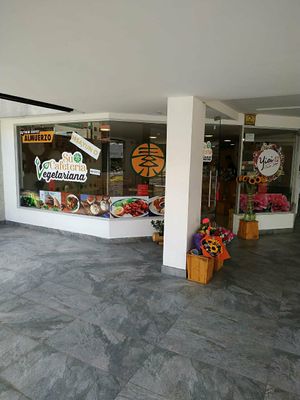 Outside at Su Cafetería Vegetariana in Quito