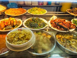 Dishes available at Shi Man Lou 食满楼 - Punggol in Northeast Singapore