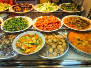 Dishes available at Shi Man Lou 食满楼 - Punggol in Northeast Singapore
