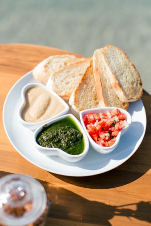 3 dips vegan pesto, olive tapenade & garlic toum with cassava bread at Penida Colada Beach Bar in Penida Island