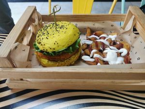  at Flower Burger in Florence