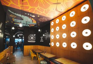 sooo 70's flower power! at Flower Burger in Florence