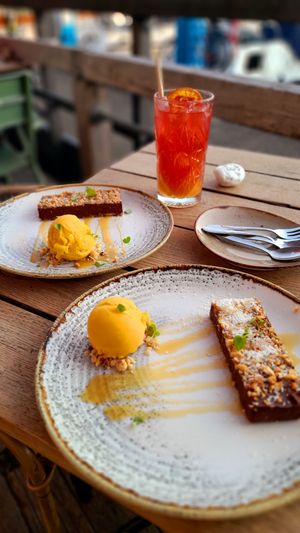 Vegan bounty pie at Lot en de Walvis in Leiden