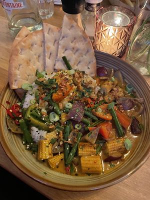 Curry  at Lot en de Walvis in Leiden