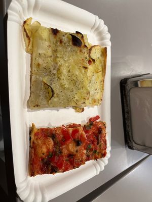 Potato pizza, tomato and mushroom pizza   at Alice in Lucca