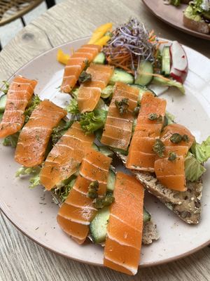 Salmon toast   at Bluebirds in the Backyard in Dordrecht