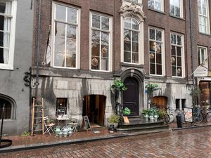   at Bluebirds in the Backyard in Dordrecht