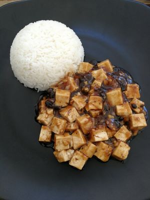 Tofu with steamed rice at Sesame in Valletta