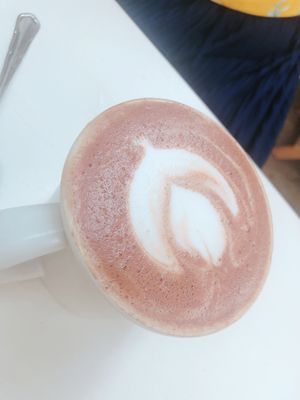 latte con leche de almendras  at Café Vegetal in Mexico City