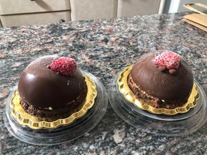 Chocolate and strawberry small cakes at Dulce Natural in Lanzarote