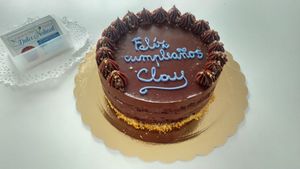 Vegan, nuts free and sugar free chocolate cake at Dulce Natural in Lanzarote