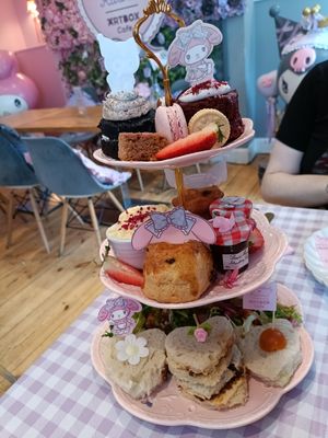 Afternoon tea my melody side at ARTBOX in Brighton