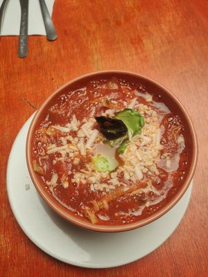 Sopa Azteca, súper deliciosa at Gold Taco in Mexico City
