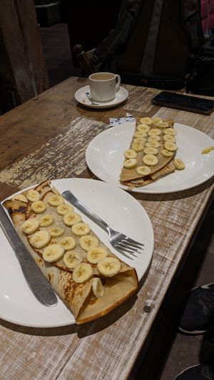Vegan pancakes with banana at Sam's Art Cafe in Jodhpur