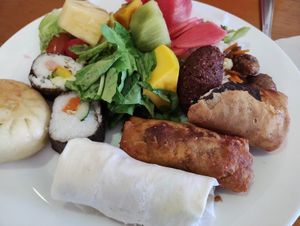 Refeição deliciosa! Uma variedade de opções veganas e ótimo atendimento! at Primavera in Aracatuba