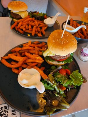 Rabbit burger (no rabbits were harmed) at Sugar Rabbit Kaffé in Albufeira