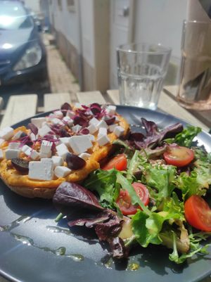 Sweet potato toast at Sugar Rabbit Kaffé in Albufeira