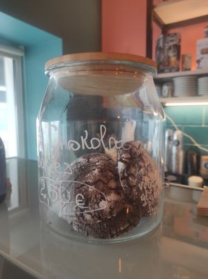 Vegan cookies at Sugar Rabbit Kaffé in Albufeira