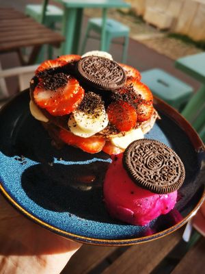 No tella pancakes mmmmm at Sugar Rabbit Kaffé in Albufeira