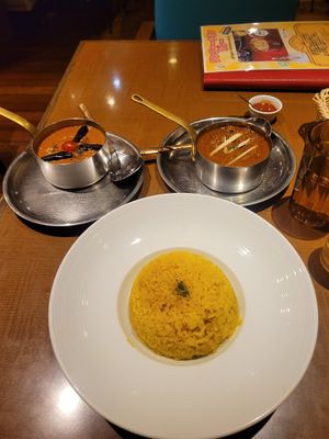Aubergine and tomato curry, channa masala and turmeric rice at Kanak in Hiroshima