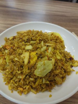 Riz frit curry at Yōu Zāi Shū Shí 悠栽蔬食 in New Taipei City