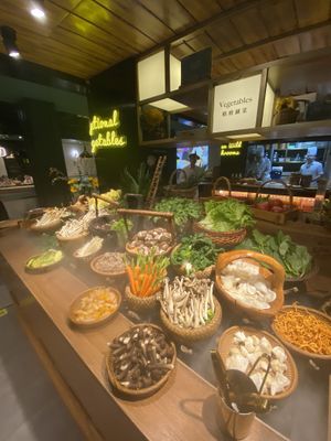 One side of the buffet  at Yangege 焱格格蔬食料理火锅 in Shanghai