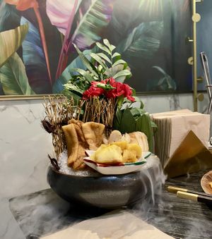   at Yangege 焱格格蔬食料理火锅 in Shanghai