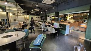 Indoor at Yangege 焱格格蔬食料理火锅 in Shanghai