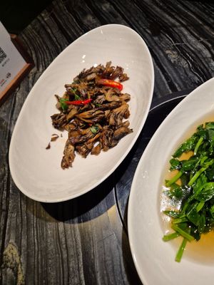  at Yangege 焱格格蔬食料理火锅 in Shanghai