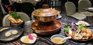 Hot pot at Yangege 焱格格蔬食料理火锅 in Shanghai