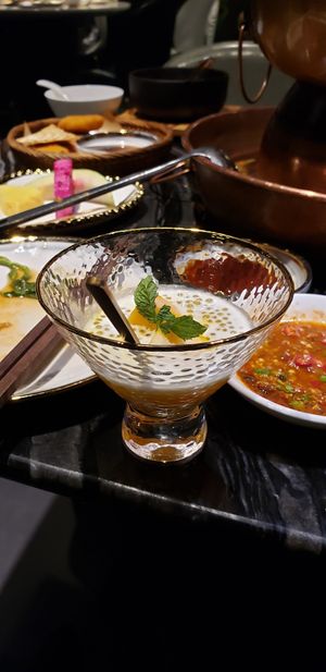 Sago in coconut milk dessert at Yangege 焱格格蔬食料理火锅 in Shanghai