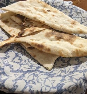 🫓 Plain Naan (149PHP | 2.6$) at Ashoka in El Nido