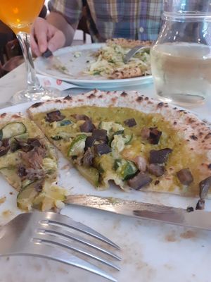  at NONA Pizza in Brussels