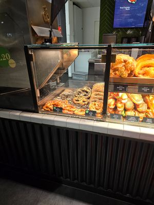  at Brezelkönig - Hauptbahnhof in Zurich