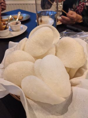 Vegan prawn crackers at Hoi-An in Bodmin