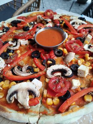 Pizza at Garun in Yerevan