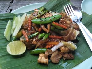 Pad see ew  at Mr Green in Chiang Mai