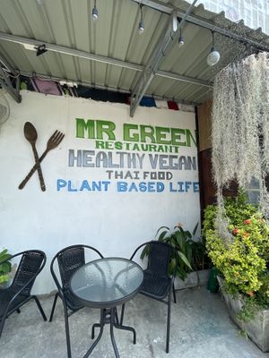 Outdoor seating  at Mr Green in Chiang Mai
