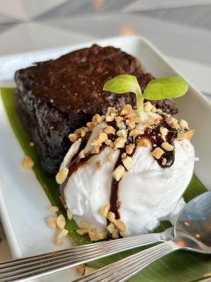 Brownie with coconut ice cream (95 THB)  at Mr Green in Chiang Mai