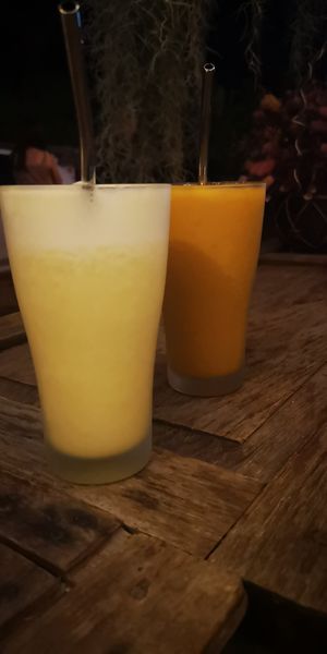 Pineapple and mango smoothie at Mr Green in Chiang Mai