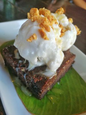 brownie at Mr Green in Chiang Mai