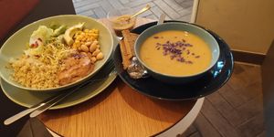 Linsensuppe und Tagesangebot at Miss Green Bean in Potsdam