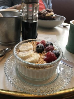 Coconut yogurt with red berries and vegan granola   at La Popote d'Ondine in Nice