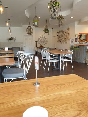 good sized..have coffee bar inside too at Juicy Ladies in Woodland Hills