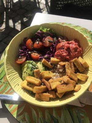 Buddha bowl   at Figo de Pita in Olhao